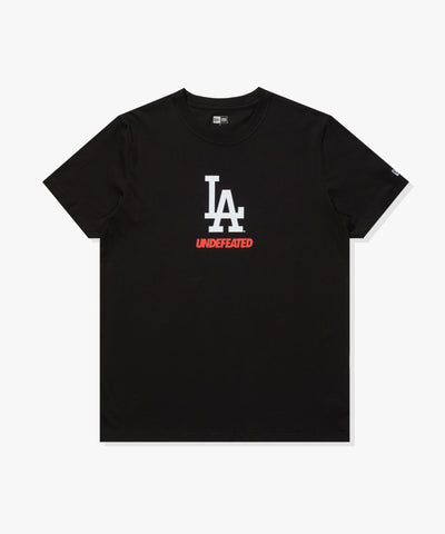 UNDEFEATED x NE x DODGERS STACKED LOGO S/S TEE
