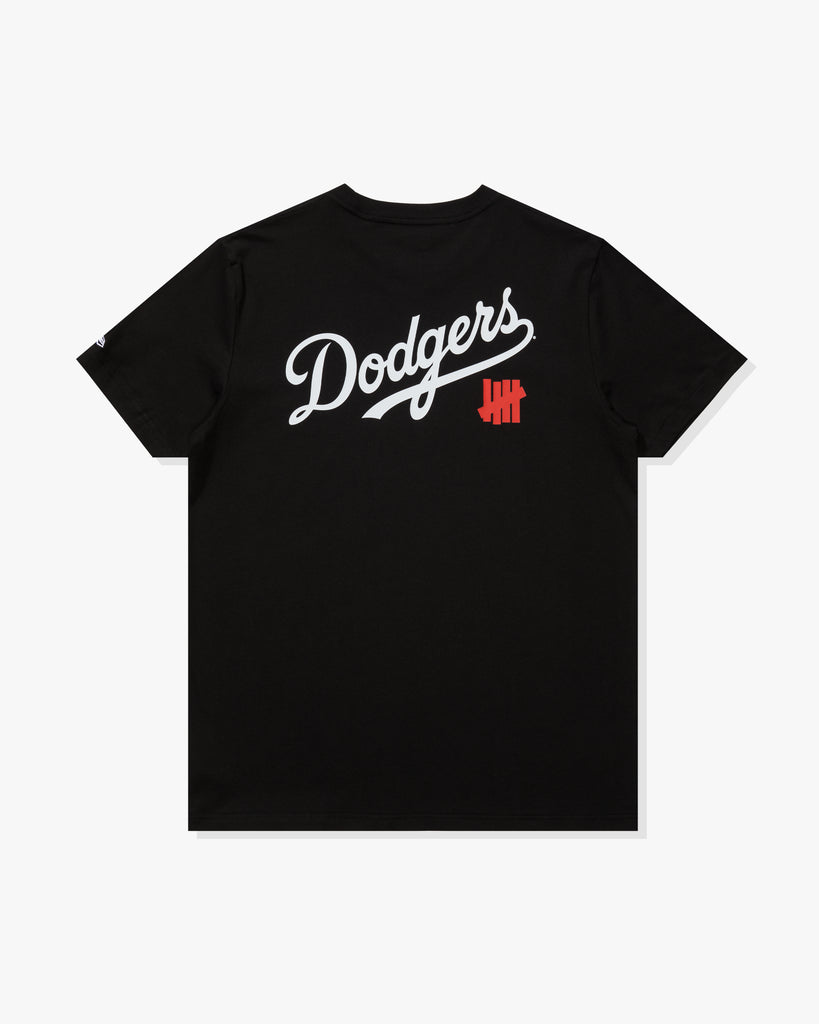 UNDEFEATED x NE x DODGERS STACKED LOGO S/S TEE