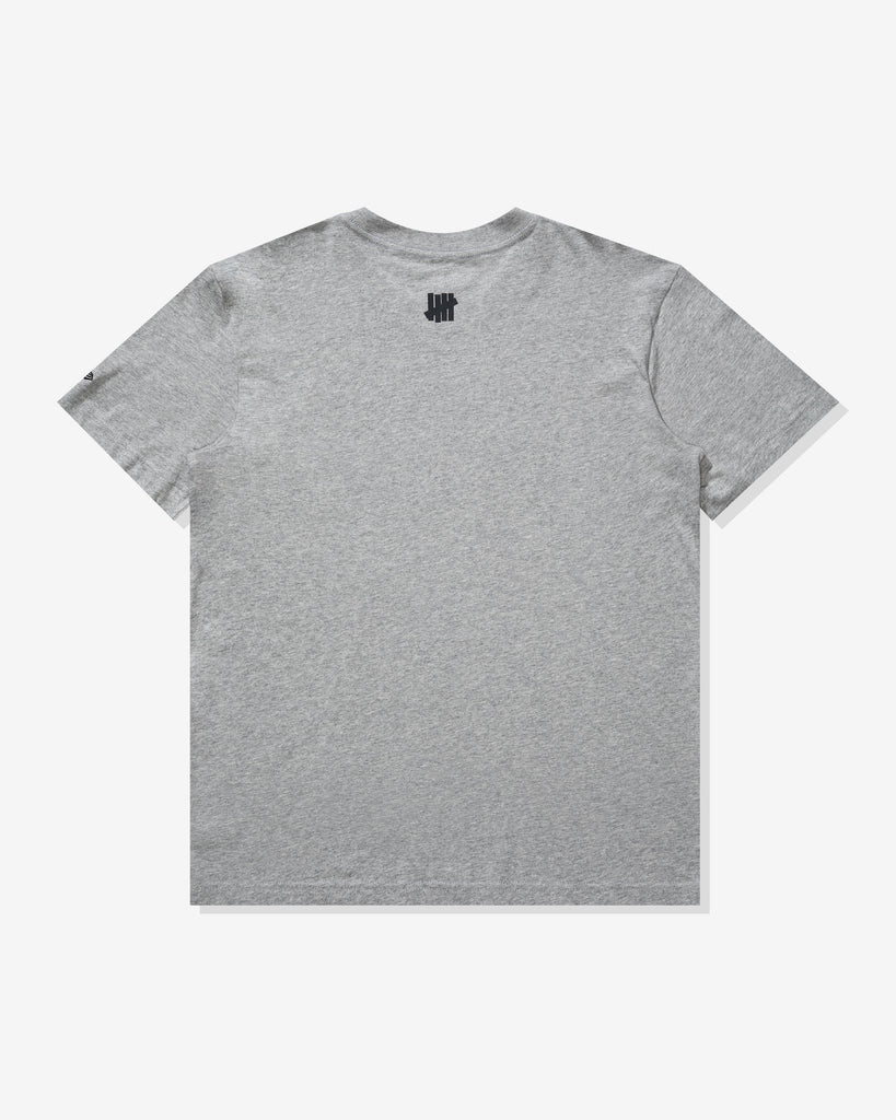 UNDEFEATED x NE x DODGERS STENCIL S/S TEE
