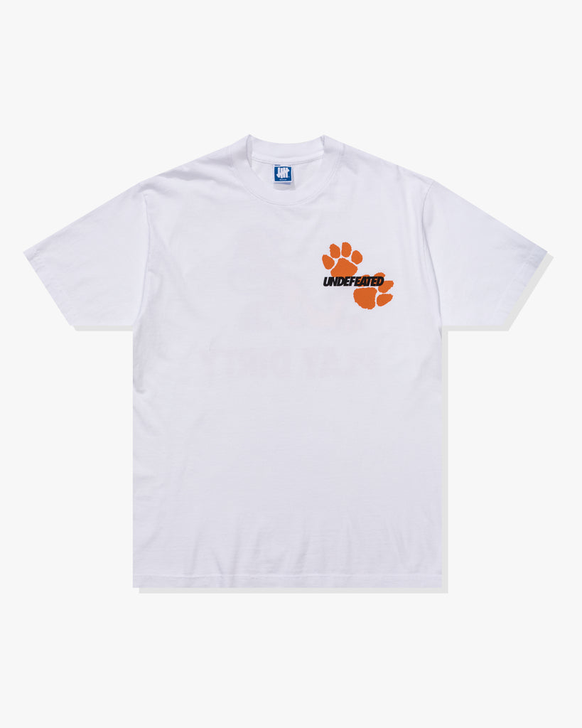 UNDEFEATED PLAY DIRTY S/S TEE