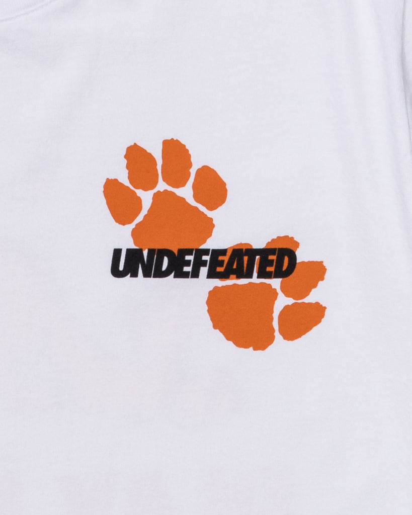 UNDEFEATED PLAY DIRTY S/S TEE
