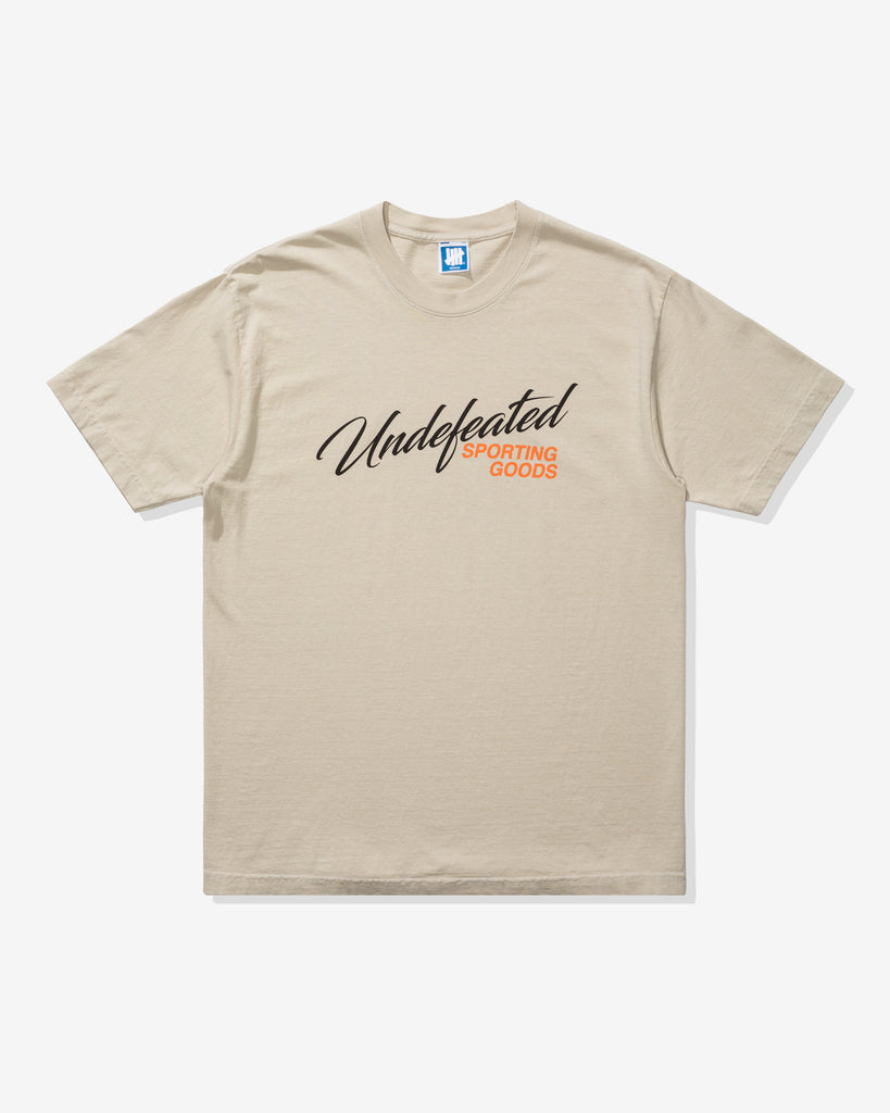 UNDEFEATED SCRIPT SHOP S/S TEE