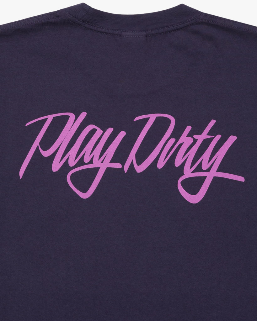 UNDEFEATED SCRIPT S/S TEE
