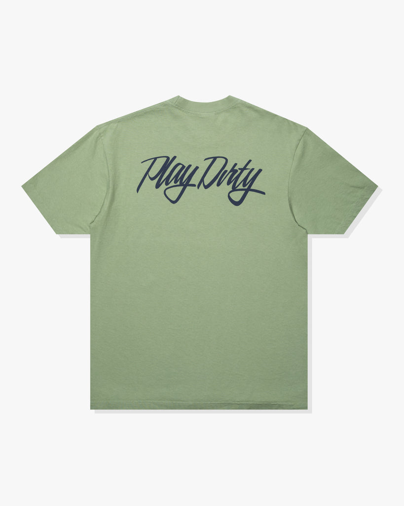UNDEFEATED SCRIPT S/S TEE