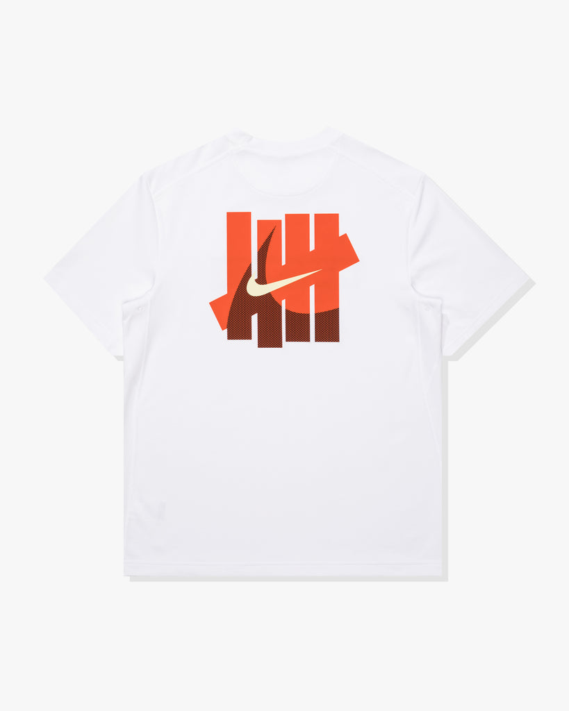UACTP x NIKE NRG MEN'S PRIMARY SS TOP