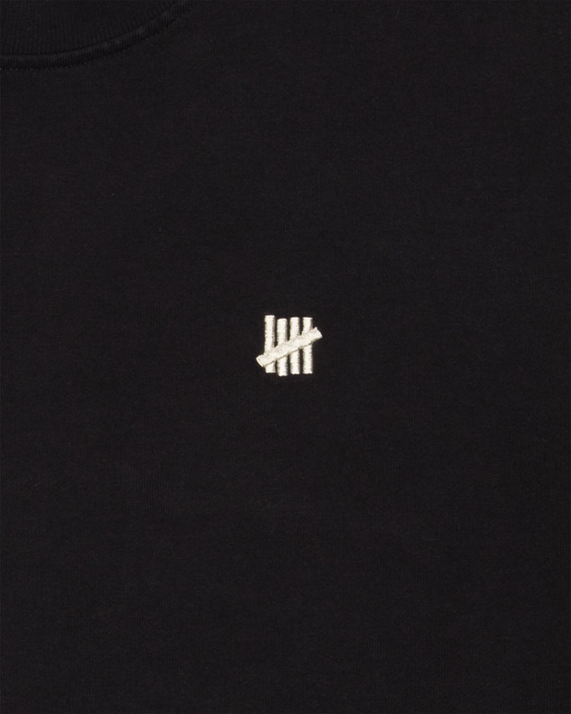 UNDEFEATED ICON CREWNECK