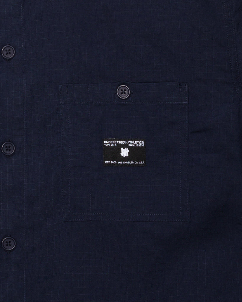 UNDEFEATED LIGHTWEIGHT S/S BUTTON DOWN