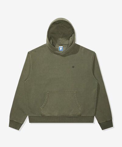 UNDEFEATED PIGMENT DYE PULLOVER HOOD