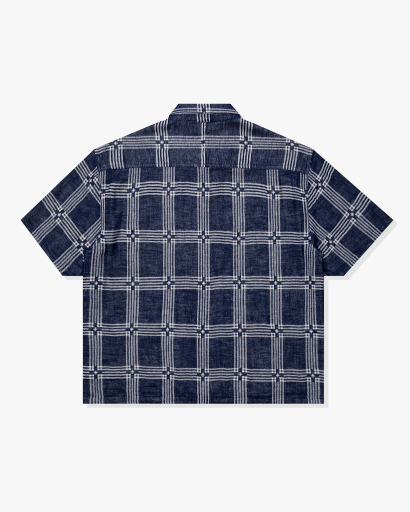UNDEFEATED PLAID S/S BUTTON DOWN
