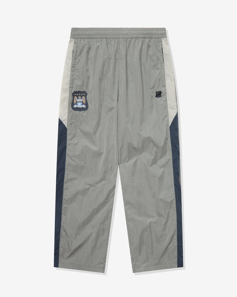 UNDEFEATED SOCCER WARM UP PANTS
