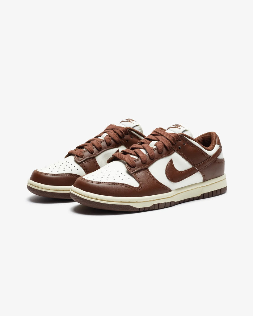 NIKE WMNS DUNK LOW