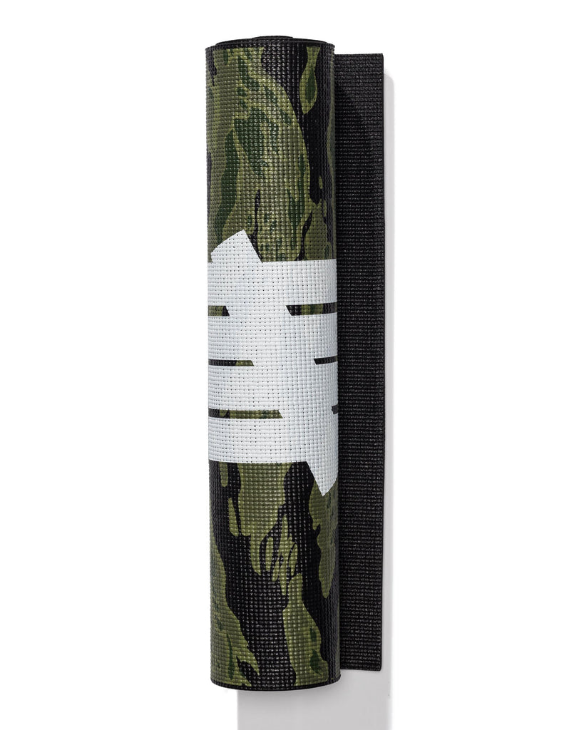 UNDEFEATED YOGA MAT