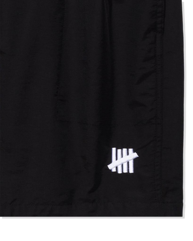 UNDEFEATED APPLIQUE SWIM SHORT